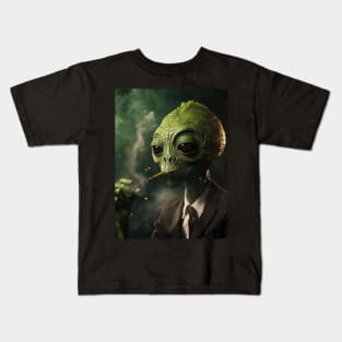 Green Alien Smoking a Cigar Kids T-Shirt